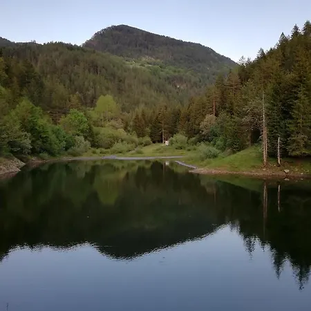 Сasa de vacaciones Vikendica Moonlight *