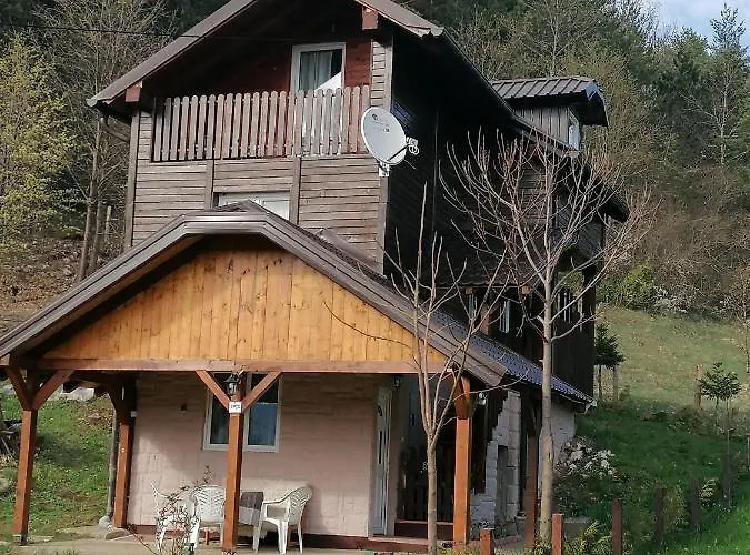 Vikendica Moonlight بيت للعطل *